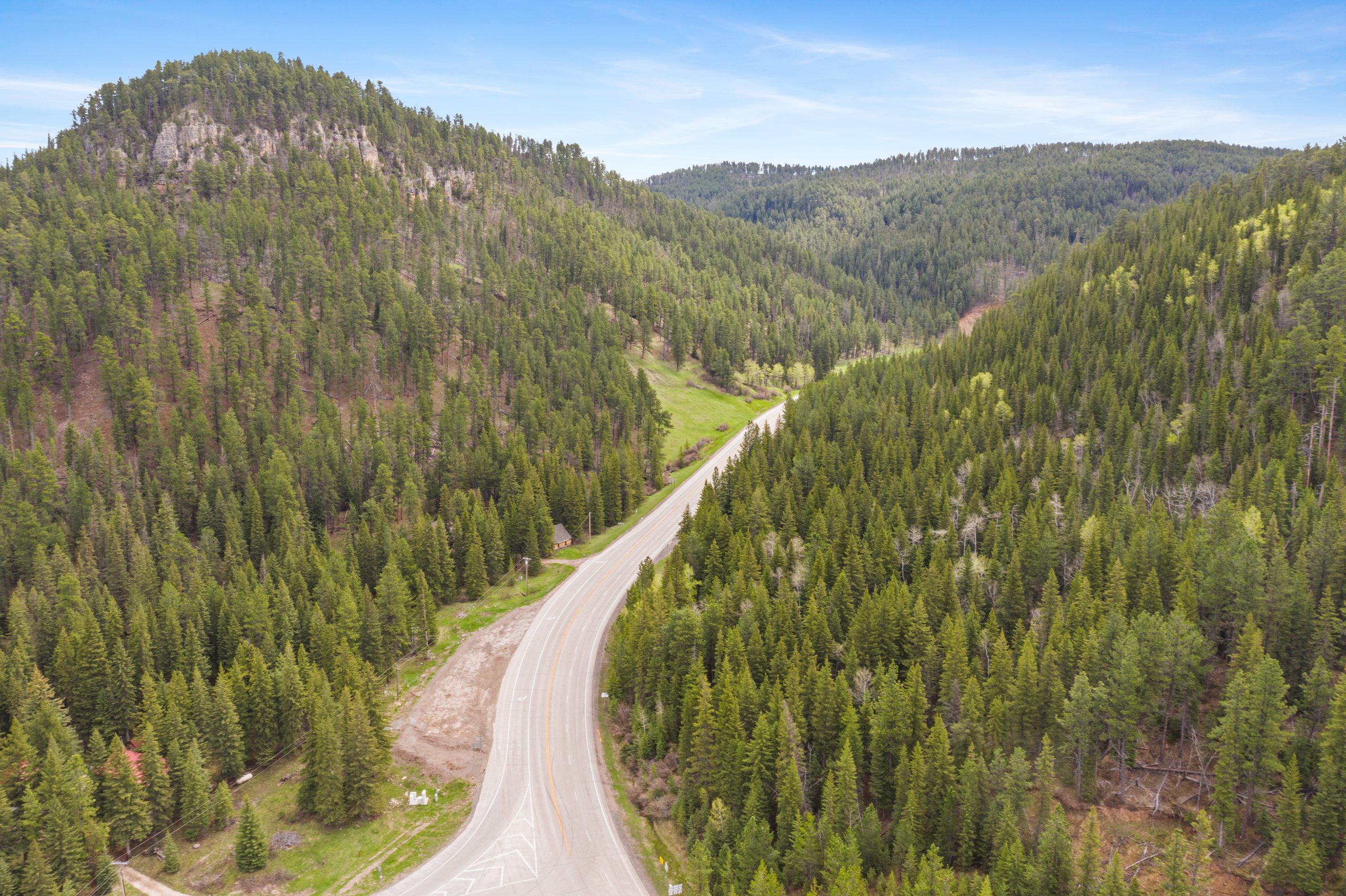 The canyon road climbing between Lead and Deadwood, South Dakota